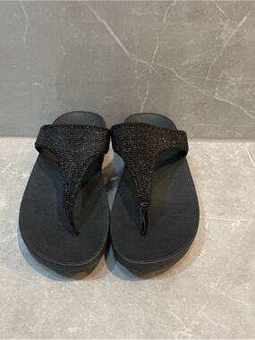 FitFlop Lulu Shimmerlux Women's Black Sparkle Wedge Thong Sandals